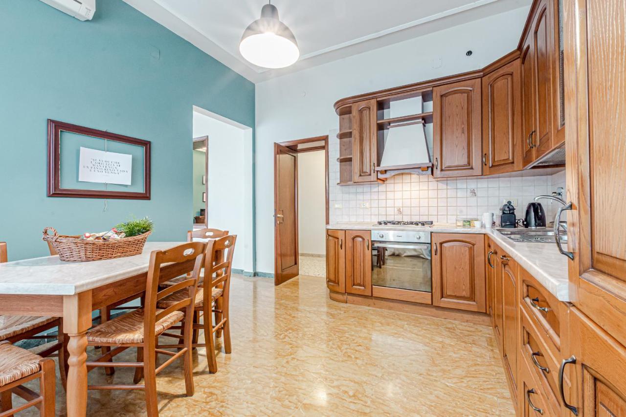 Frank'S And Art Love Apartments Livorno Exterior foto